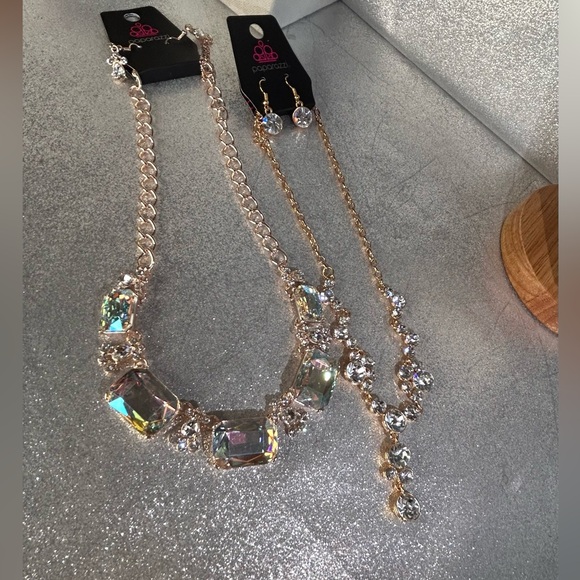 Paparazzi Necklace Earrings Bundle Set of 4pcs - Picture 7 of 12